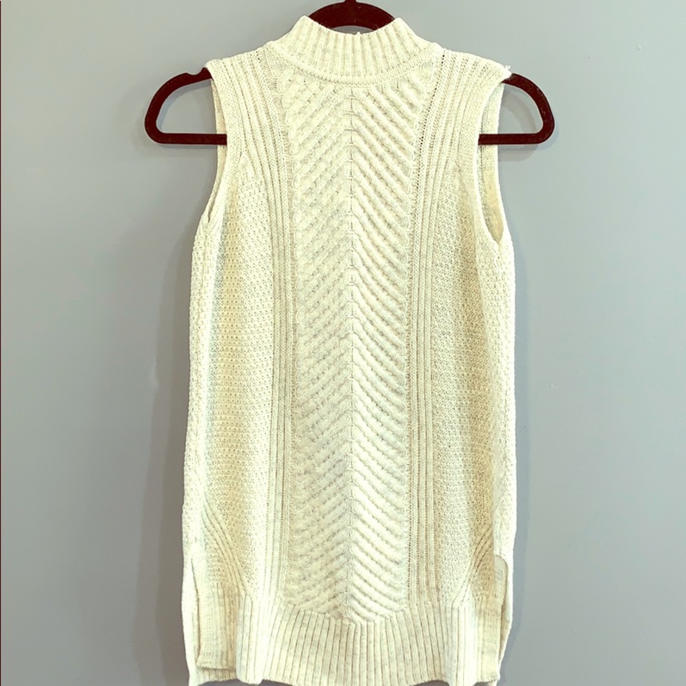 Cloud Chaser High-neck Sweater Cream Size Small